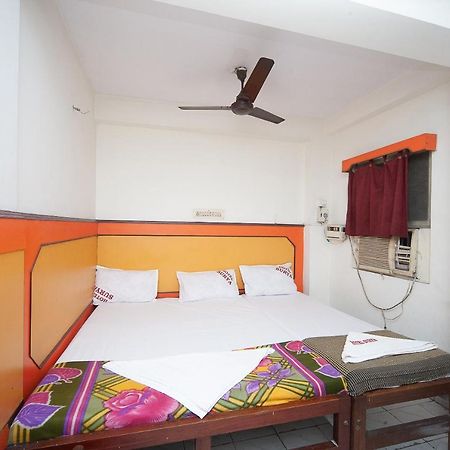 Spot On 38565 Hotel Surya Thiruvengadam St Ченай Екстериор снимка