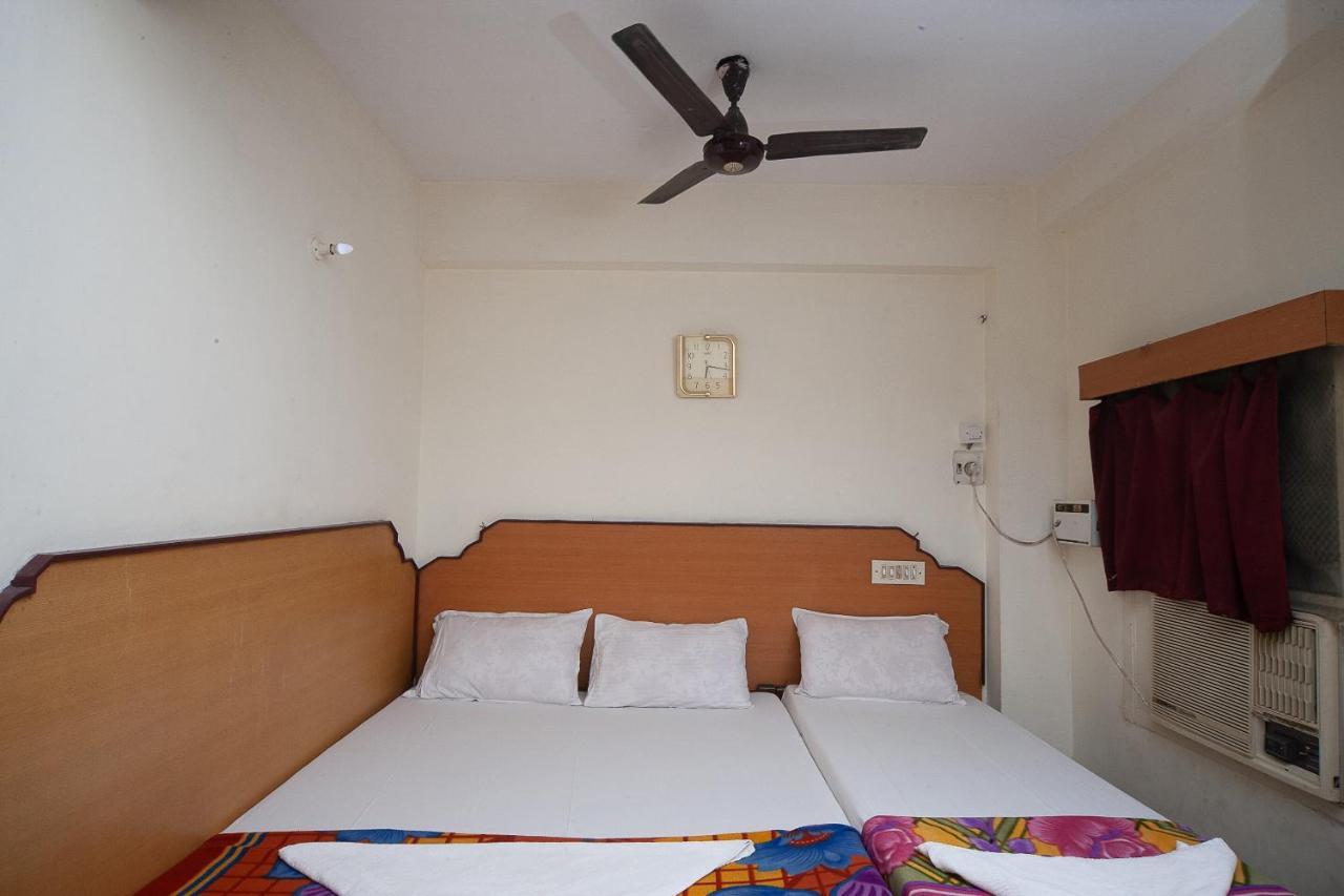 Spot On 38565 Hotel Surya Thiruvengadam St Ченай Екстериор снимка
