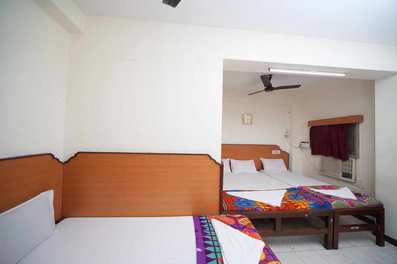 Spot On 38565 Hotel Surya Thiruvengadam St Ченай Екстериор снимка