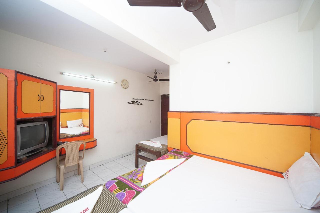 Spot On 38565 Hotel Surya Thiruvengadam St Ченай Екстериор снимка